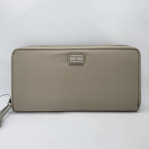 【現貨】Tommy Hilfiger Women's Zip Purse 女裝長銀包